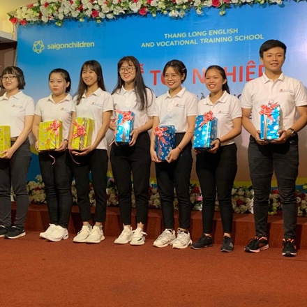 Vietnam: congratulations to Phat, new graduate