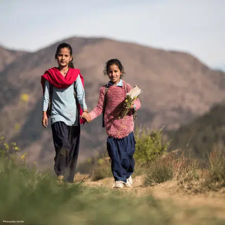 In Nepal, we wonder about the weight of school bags