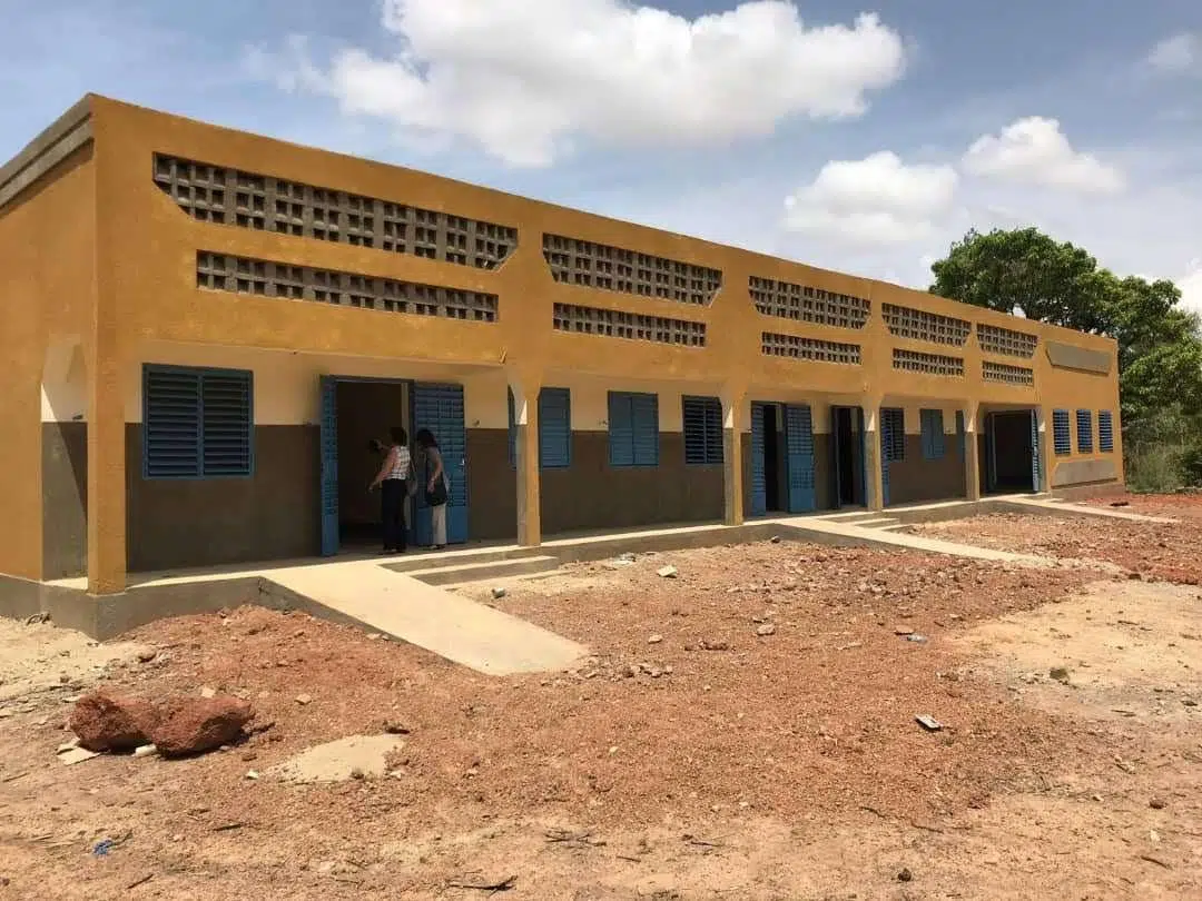 Burkina Faso: a school against school dropout
