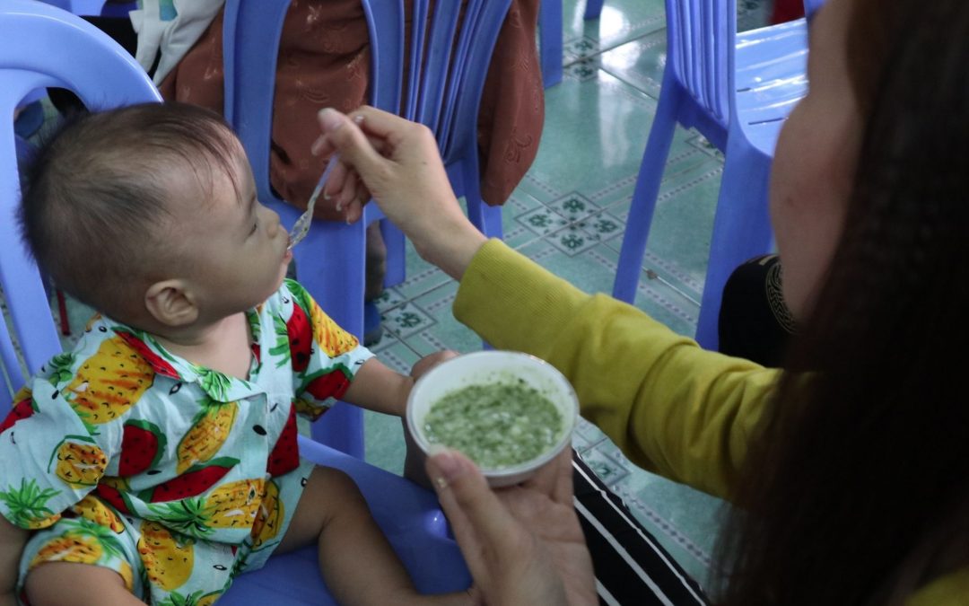 Vietnam : des bilans santé et nutrition pour les tout-petits
