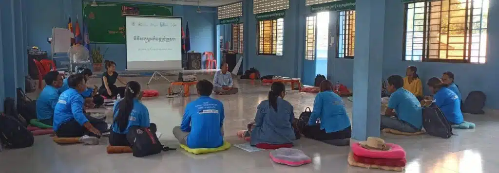 Training social workers to provide social support to families in Cambodia