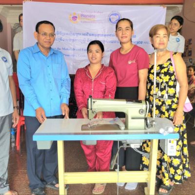 distribution-materiel-microentreprise-Cambodge_PEED distribution de matériel
