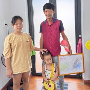 family-children-club-vietnam_PEED A family at the Children's Club in Vietnam