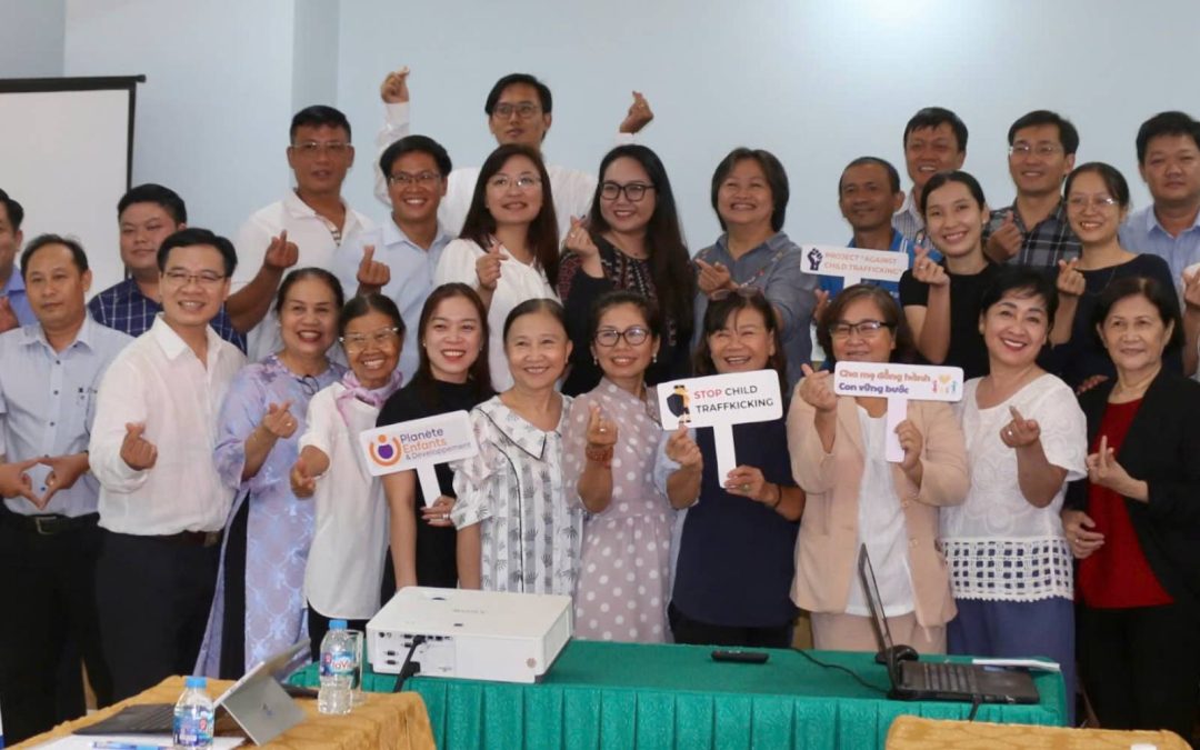 Séminaire de Planète Enfants & Développement, CSWC et les autorités locales pour lutter contre l'exploitation et la traite des enfants