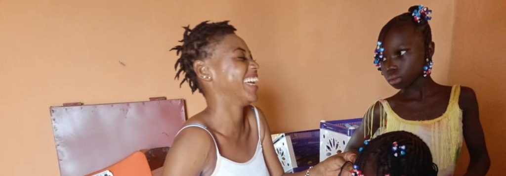 Mariam en train de rire
