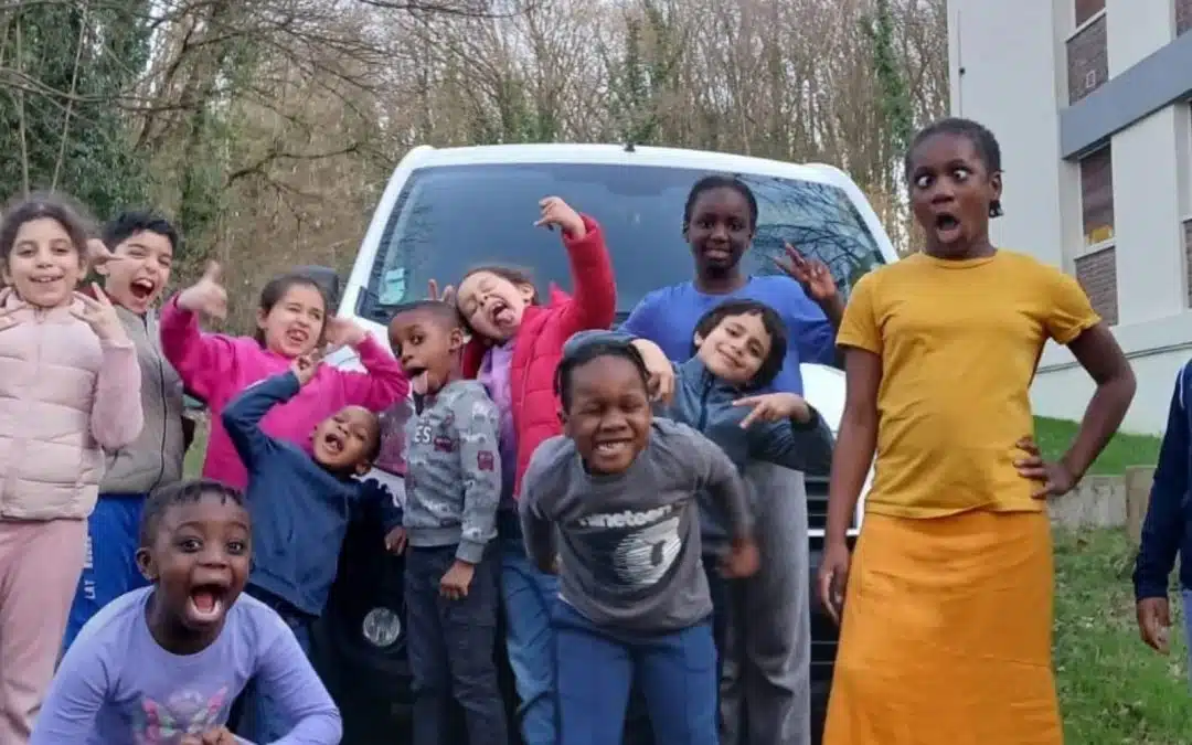 Children from the Chemins d'Enfances workshops